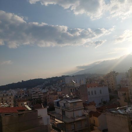 Ferienwohnung Urban Penthouse Patras Exterior foto