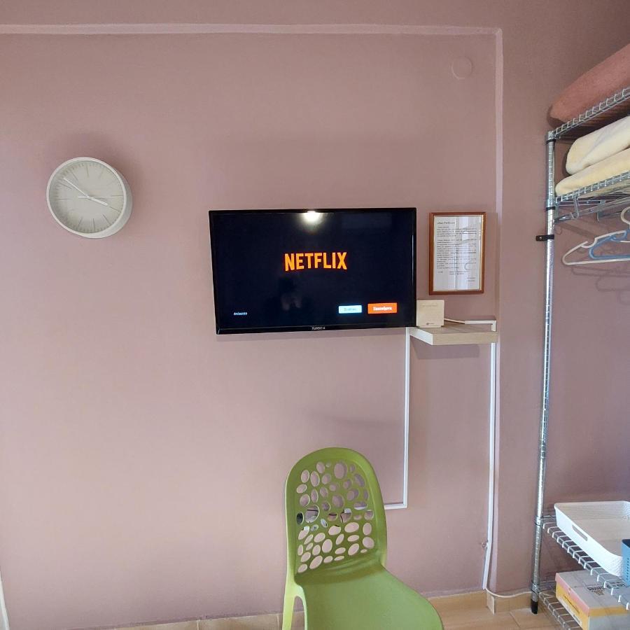 Ferienwohnung Urban Penthouse Patras Exterior foto